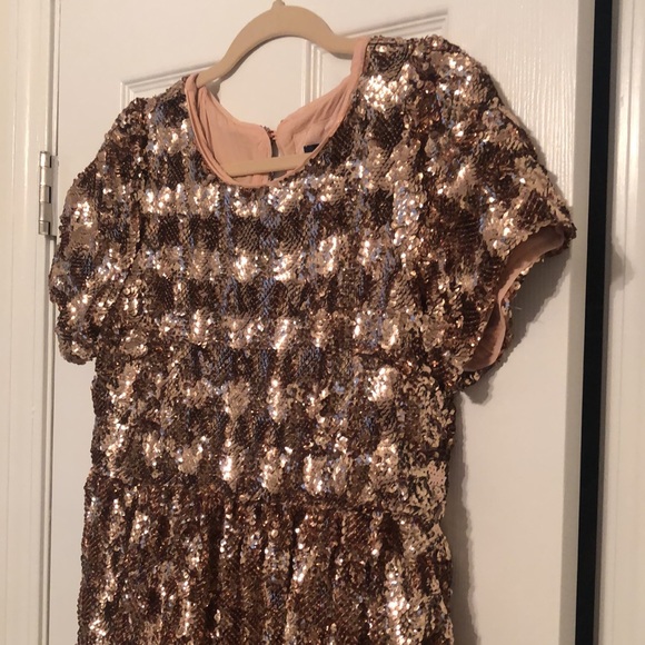 ANTHROPOLOGIE "Maeve" Rose Gold Sequin Tiered Midi Dress - Picture 6 of 12